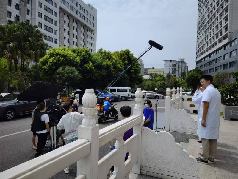 历下区广告片拍摄公司低成本实现高规格制作的诀窍